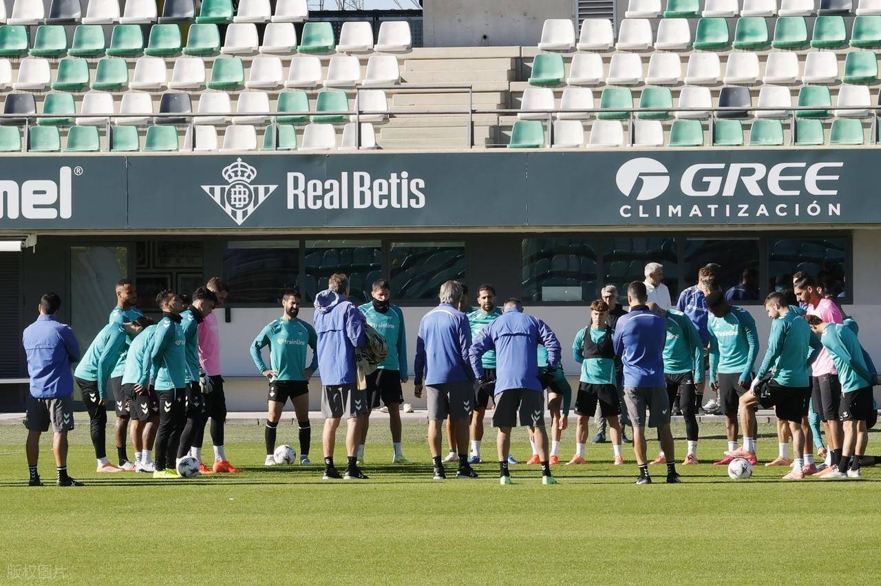 国内足球联赛开赛在即，球队备战状态正佳的简单介绍